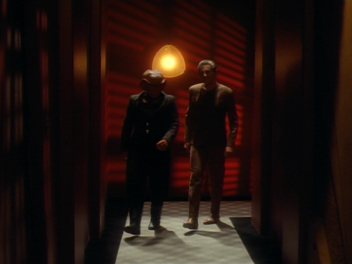 extant_StarTrekDS9_2x19-BloodOath_00049.jpg