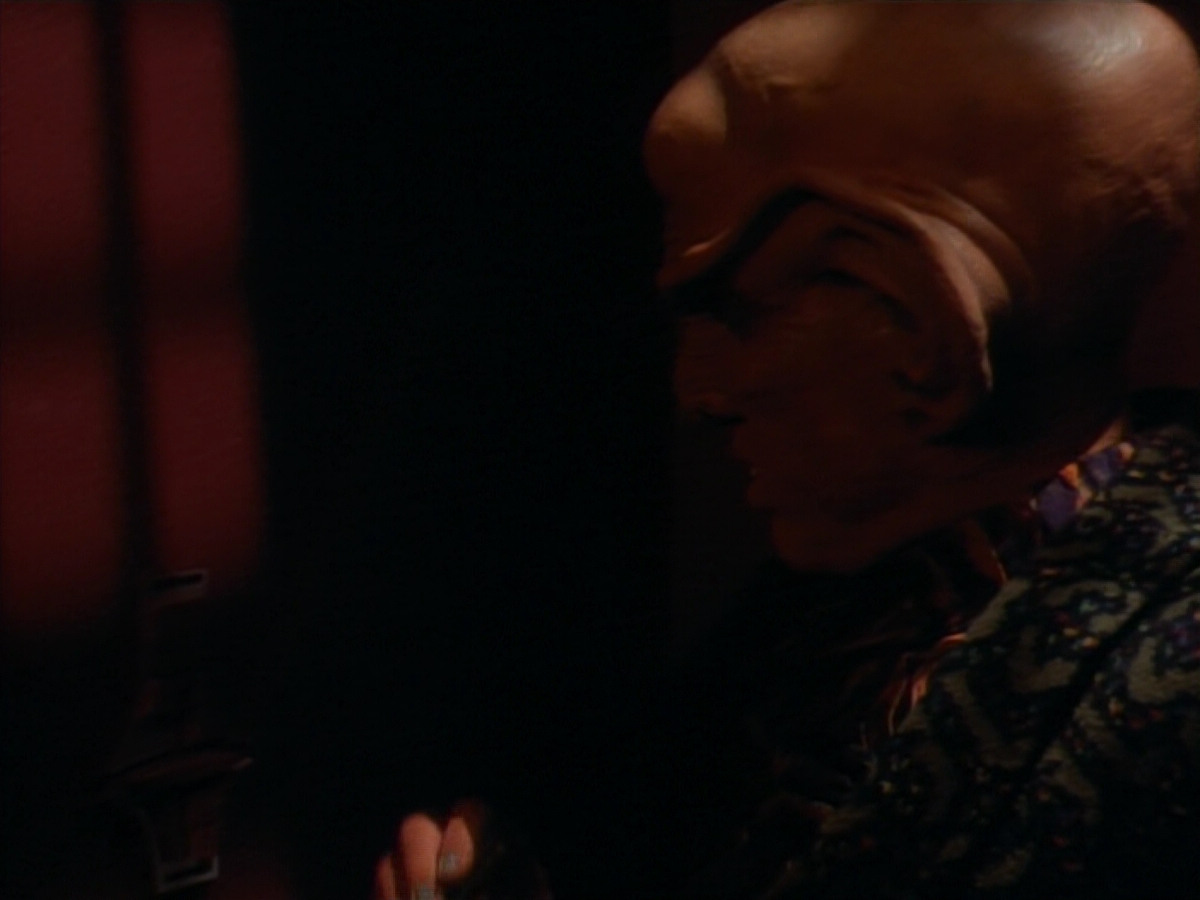 extant_StarTrekDS9_2x19-BloodOath_00102.jpg