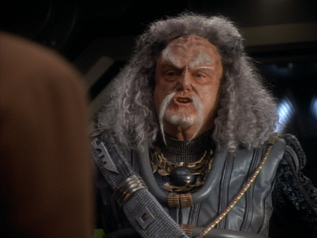 extant_StarTrekDS9_2x19-BloodOath_00248.jpg