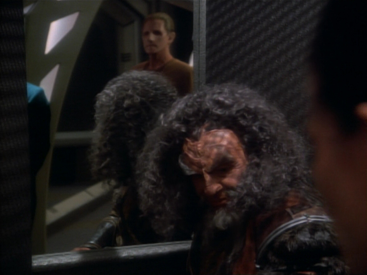 extant_StarTrekDS9_2x19-BloodOath_00626.jpg