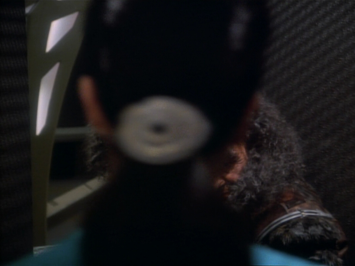 extant_StarTrekDS9_2x19-BloodOath_00627.jpg