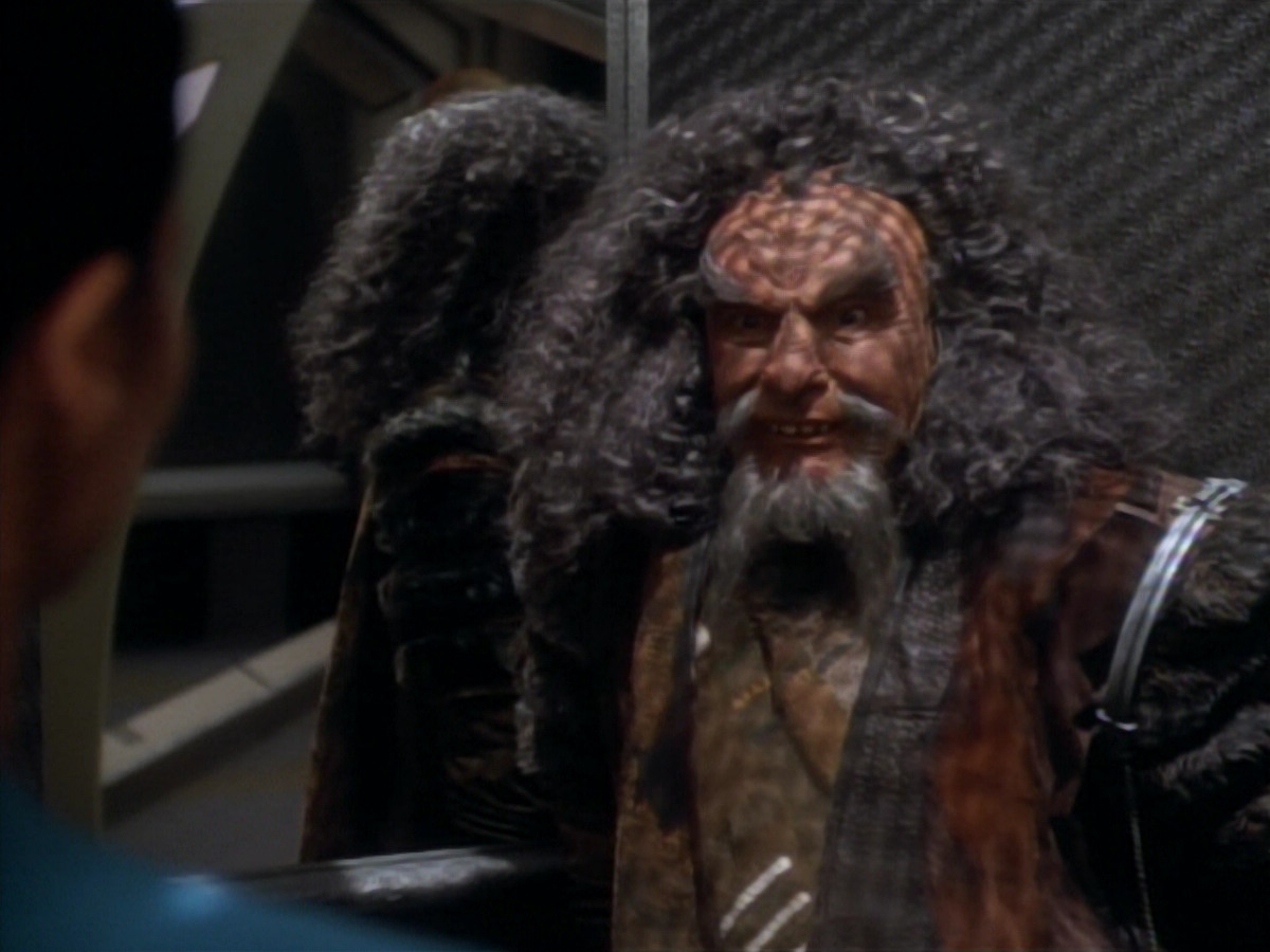 extant_StarTrekDS9_2x19-BloodOath_00686.jpg