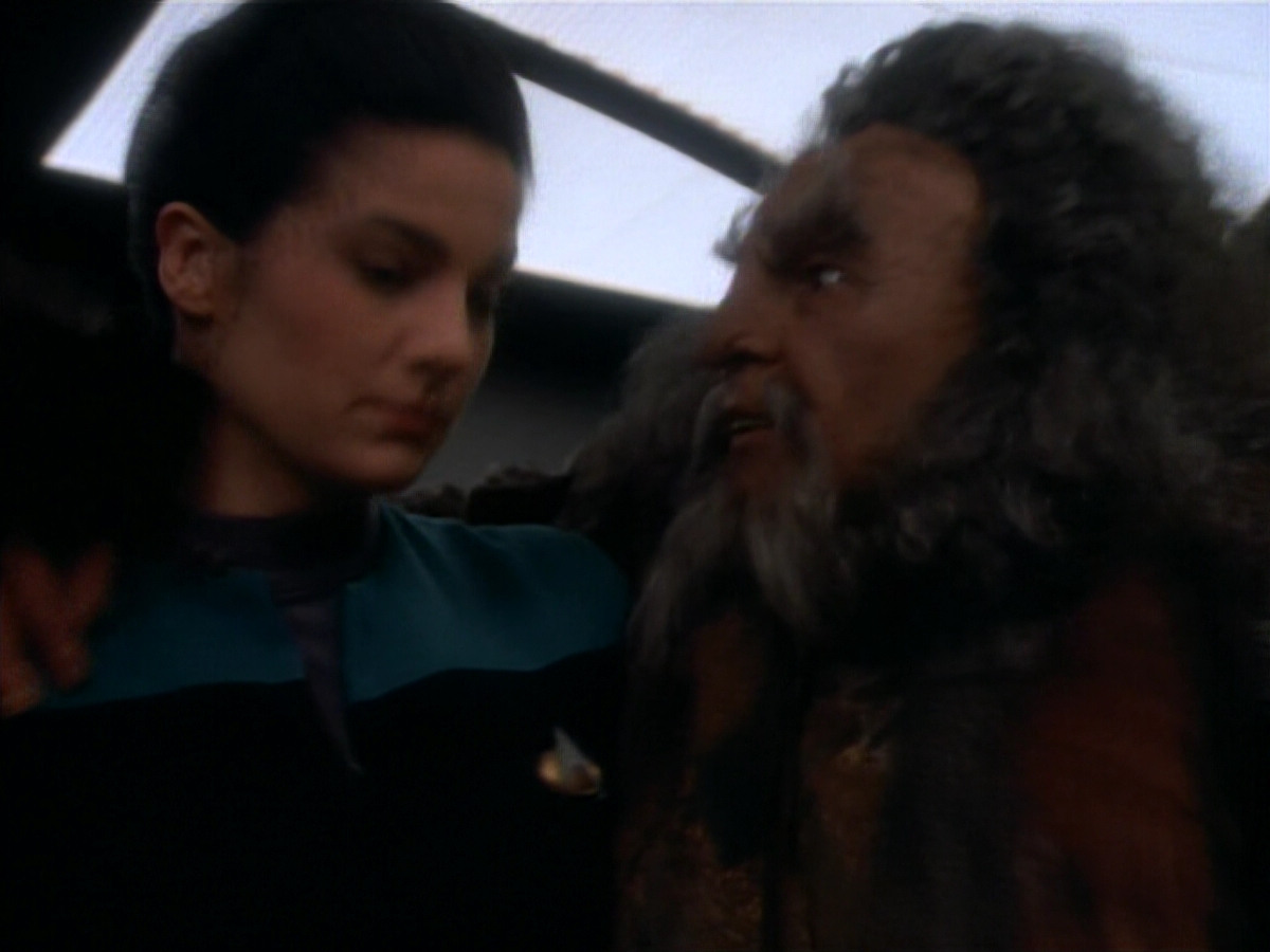 extant_StarTrekDS9_2x19-BloodOath_00720.jpg