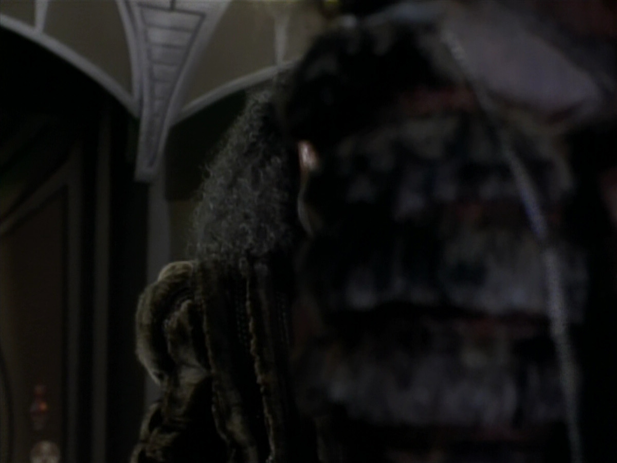 extant_StarTrekDS9_2x19-BloodOath_00870.jpg