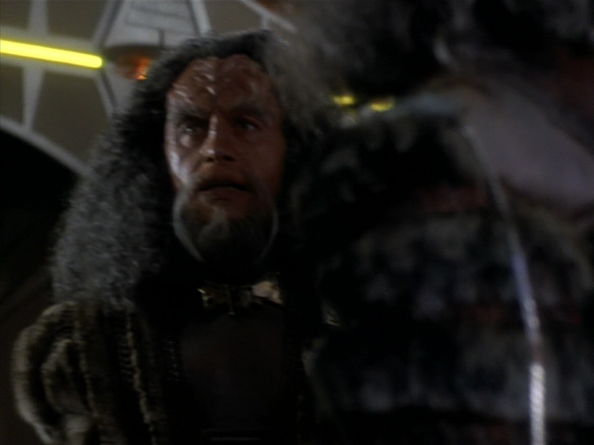 extant_StarTrekDS9_2x19-BloodOath_00871.jpg