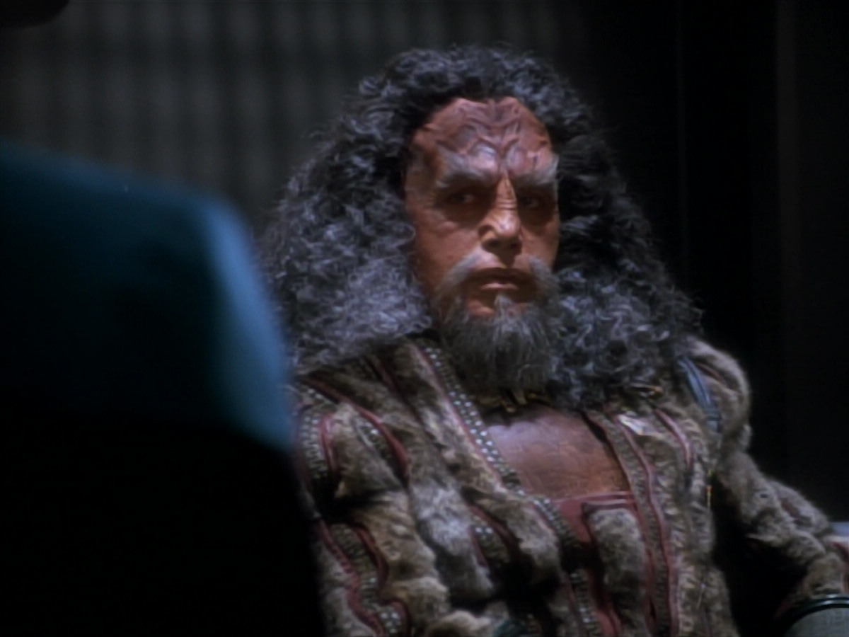extant_StarTrekDS9_2x19-BloodOath_00941.jpg