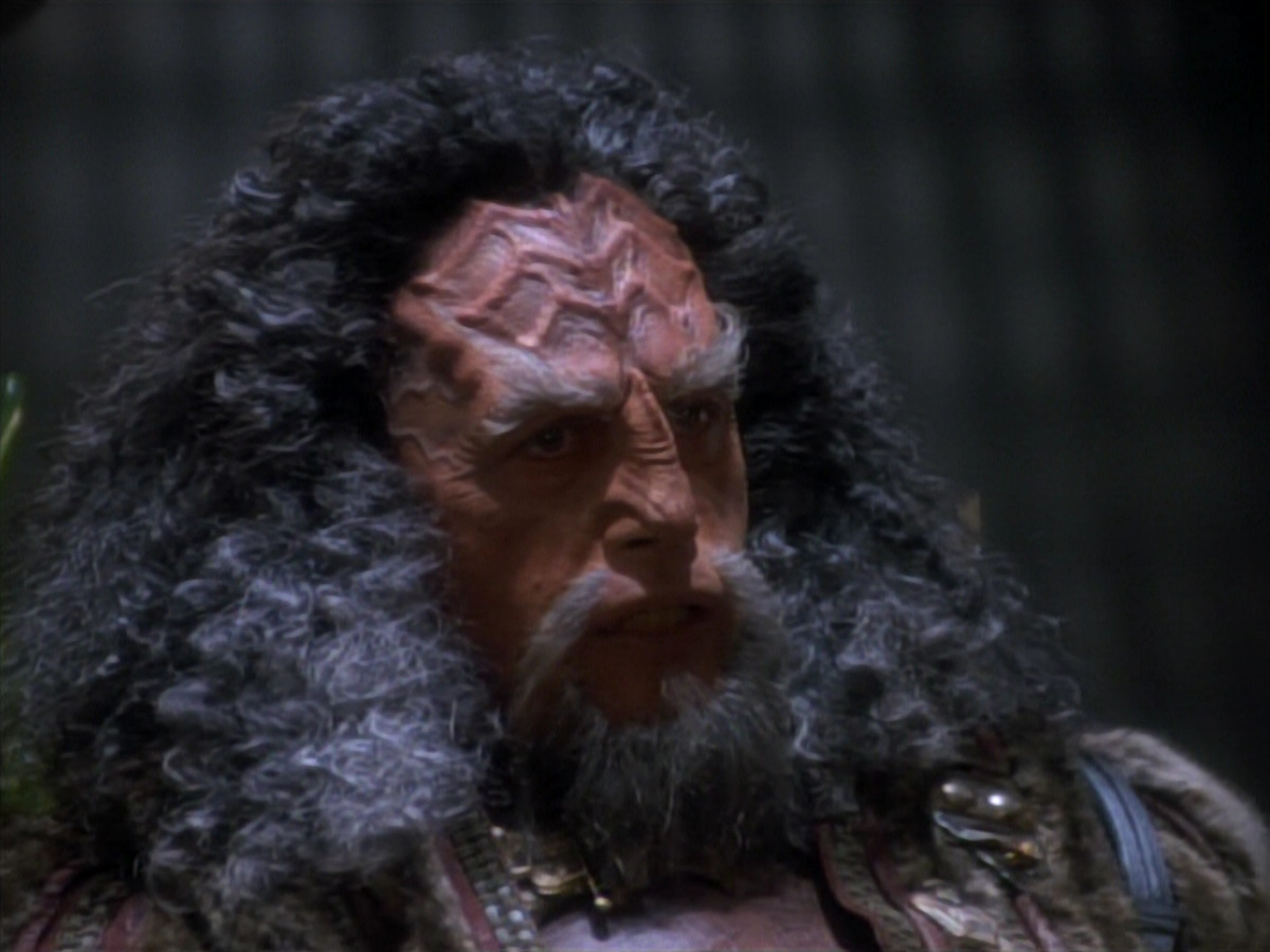 extant_StarTrekDS9_2x19-BloodOath_00998.jpg