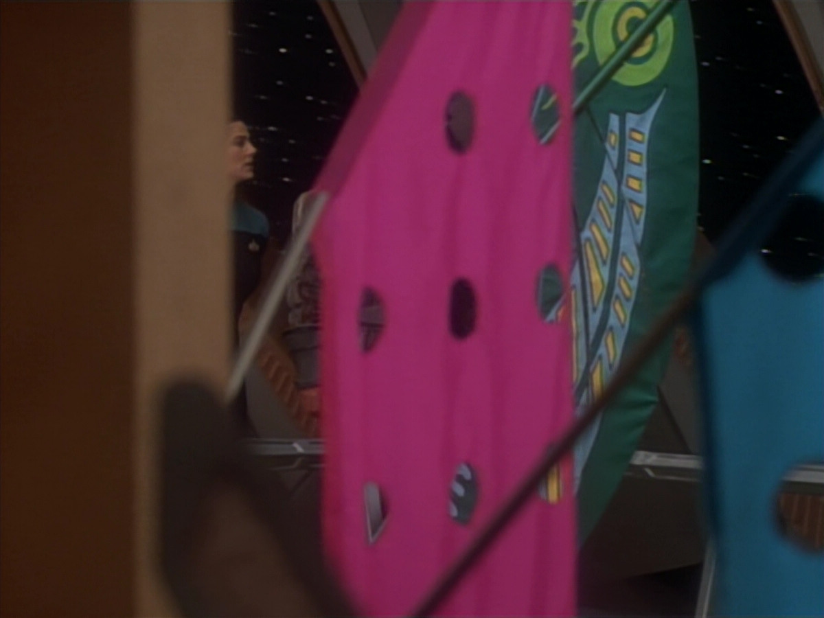 extant_StarTrekDS9_2x19-BloodOath_01116.jpg
