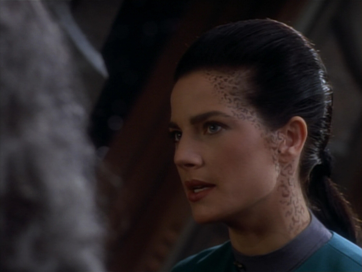 extant_StarTrekDS9_2x19-BloodOath_01169.jpg