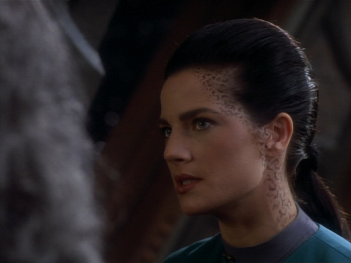 extant_StarTrekDS9_2x19-BloodOath_01170.jpg