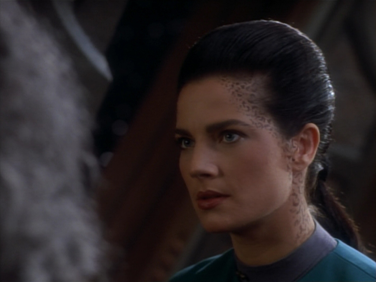 extant_StarTrekDS9_2x19-BloodOath_01176.jpg