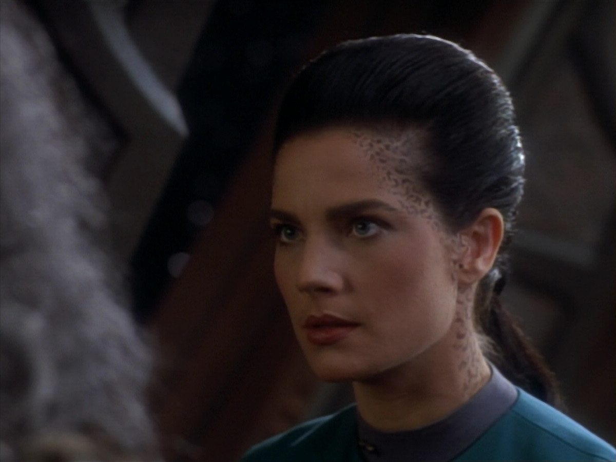 extant_StarTrekDS9_2x19-BloodOath_01242.jpg