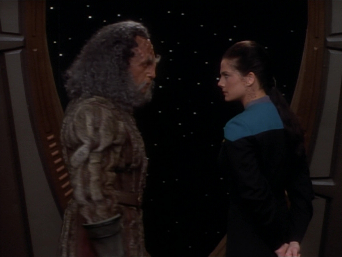 extant_StarTrekDS9_2x19-BloodOath_01244.jpg