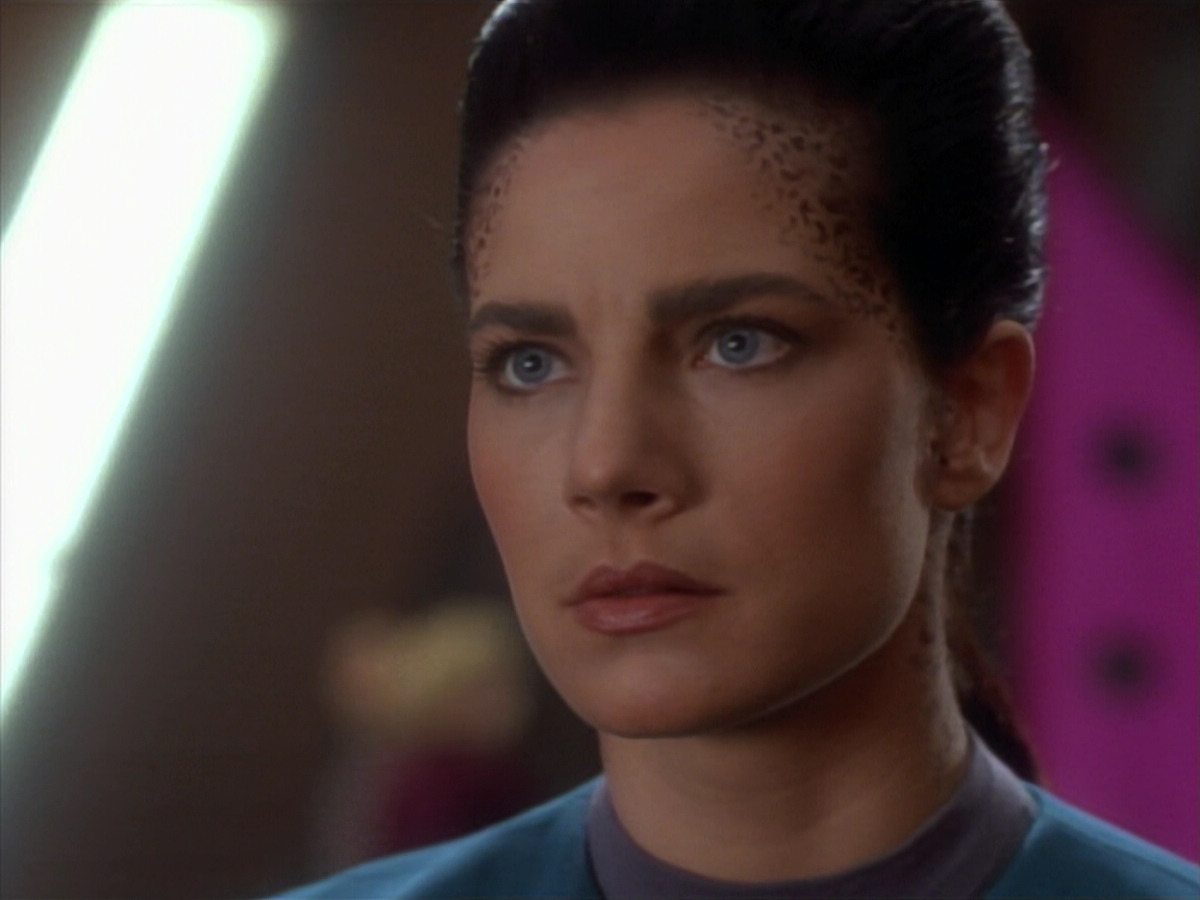 extant_StarTrekDS9_2x19-BloodOath_01300.jpg