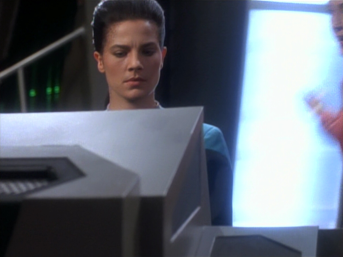 extant_StarTrekDS9_2x19-BloodOath_01309.jpg