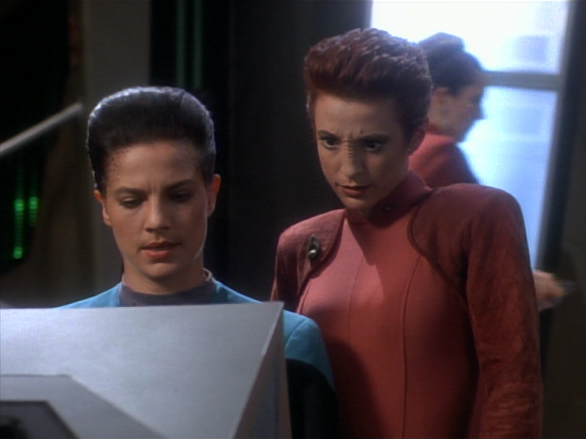 extant_StarTrekDS9_2x19-BloodOath_01319.jpg