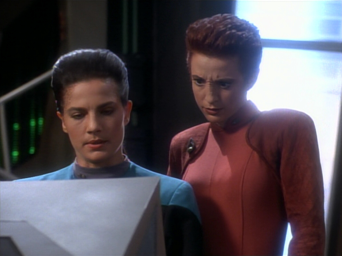 extant_StarTrekDS9_2x19-BloodOath_01328.jpg
