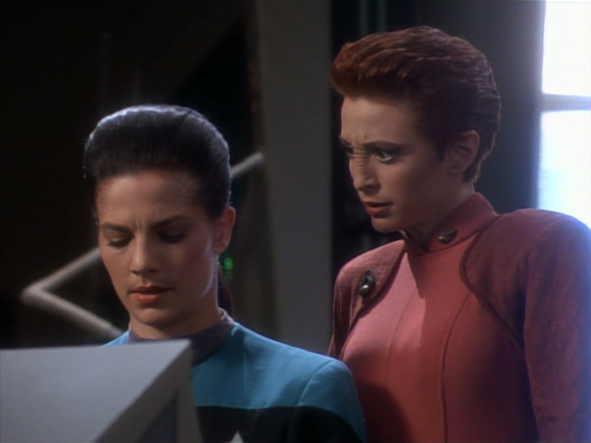 extant_StarTrekDS9_2x19-BloodOath_01340.jpg