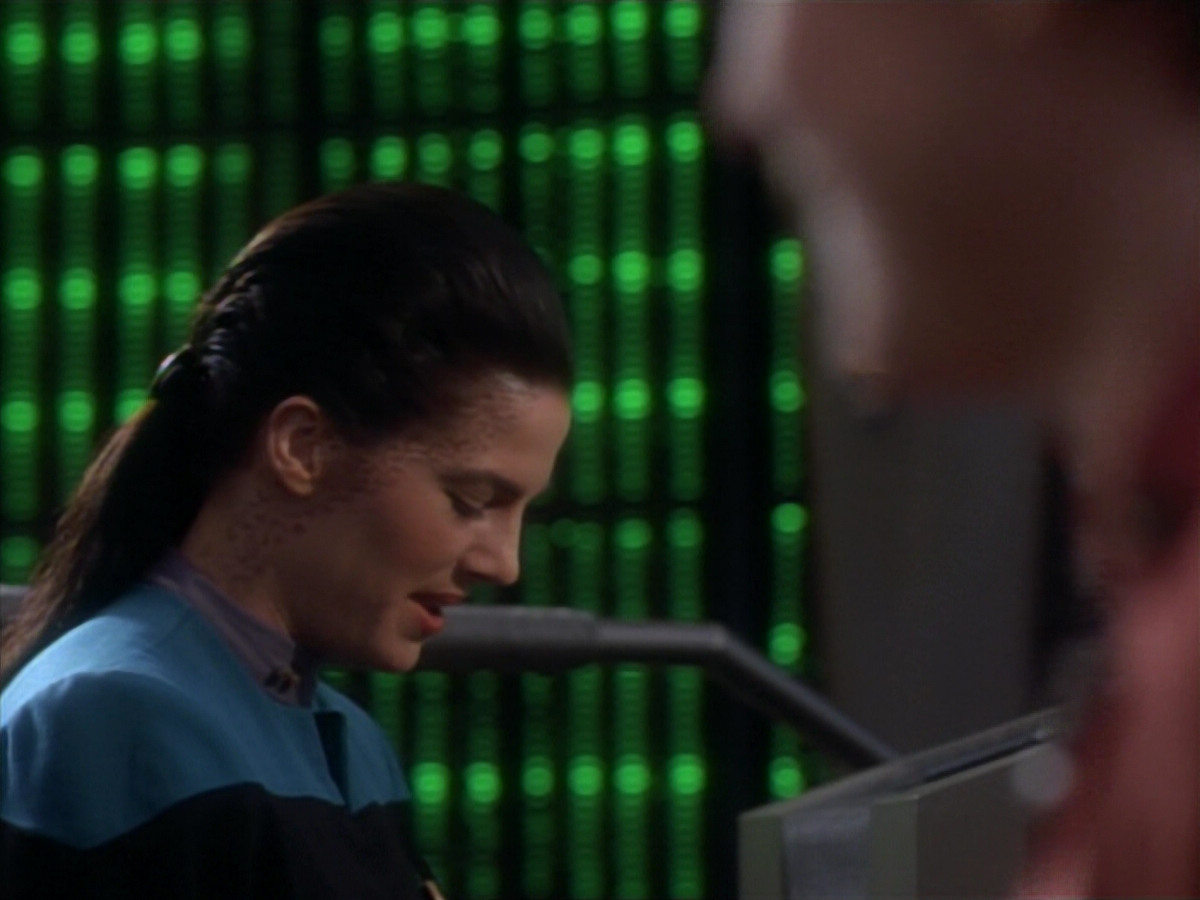 extant_StarTrekDS9_2x19-BloodOath_01379.jpg