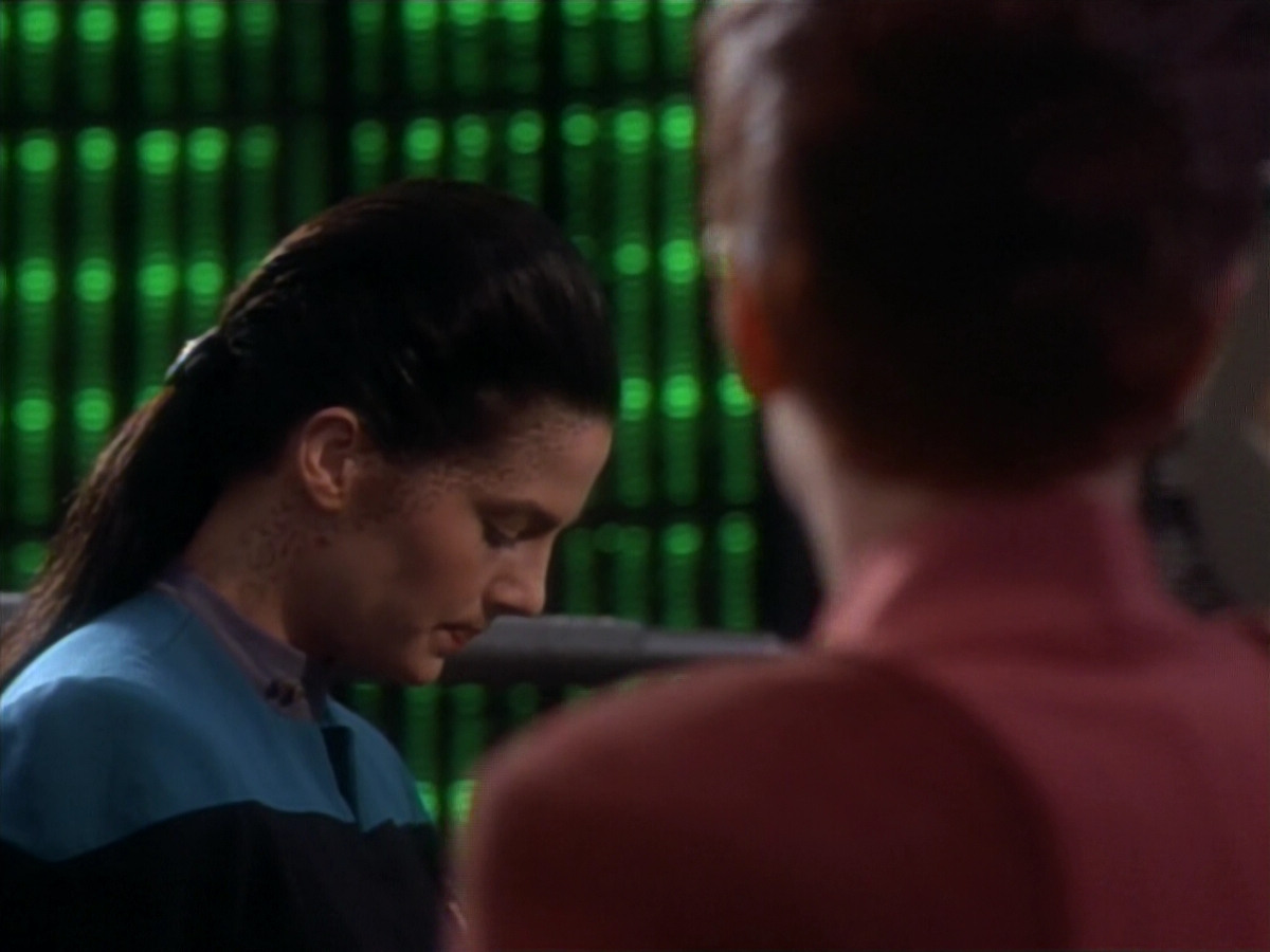 extant_StarTrekDS9_2x19-BloodOath_01385.jpg