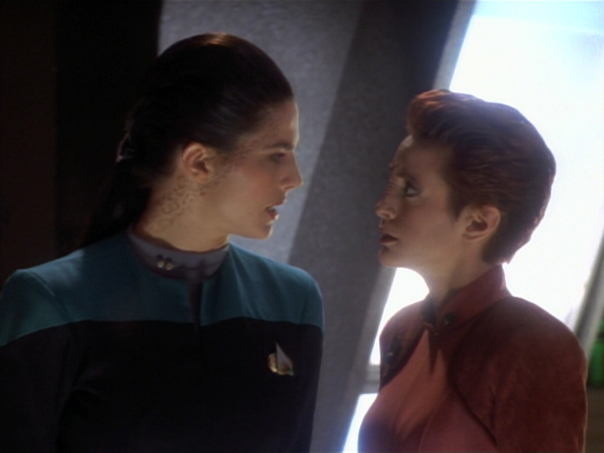 extant_StarTrekDS9_2x19-BloodOath_01574.jpg