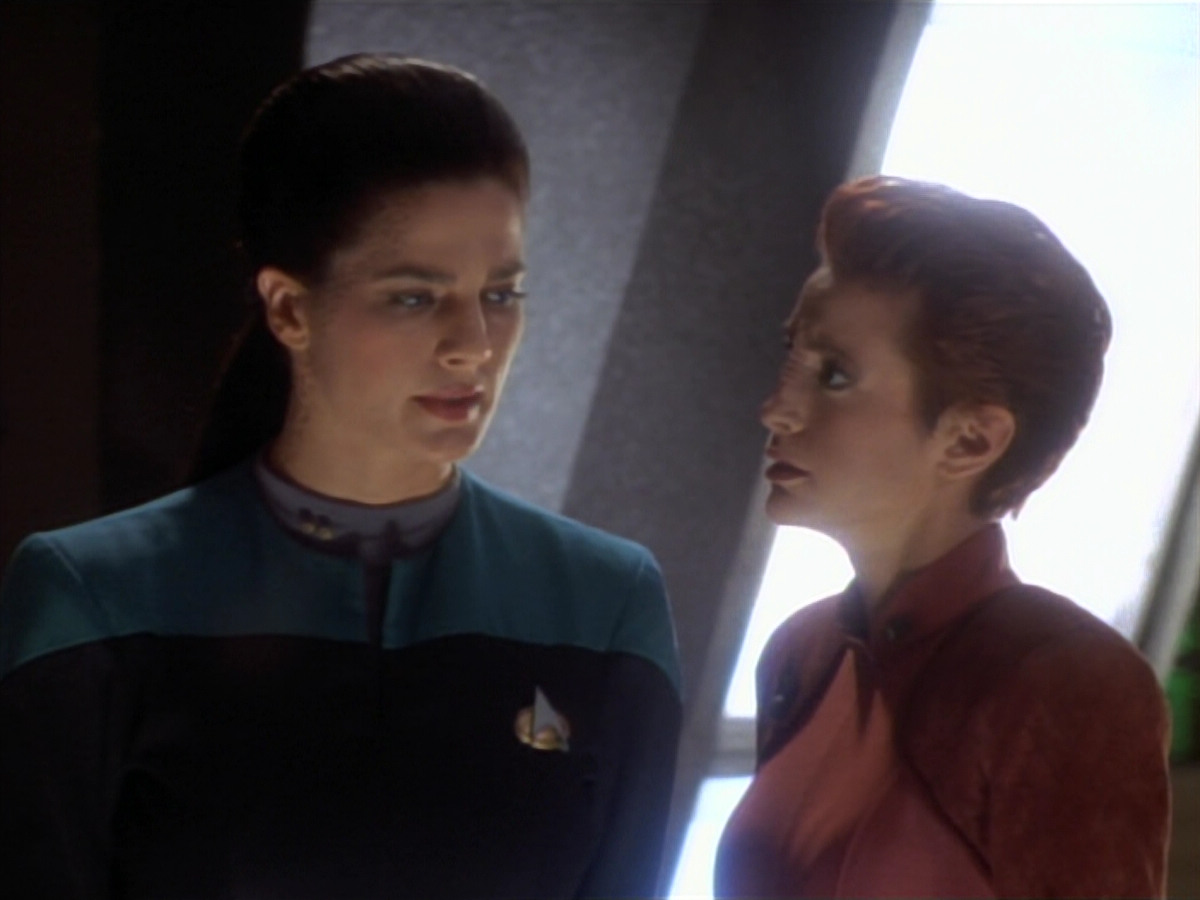 extant_StarTrekDS9_2x19-BloodOath_01582.jpg