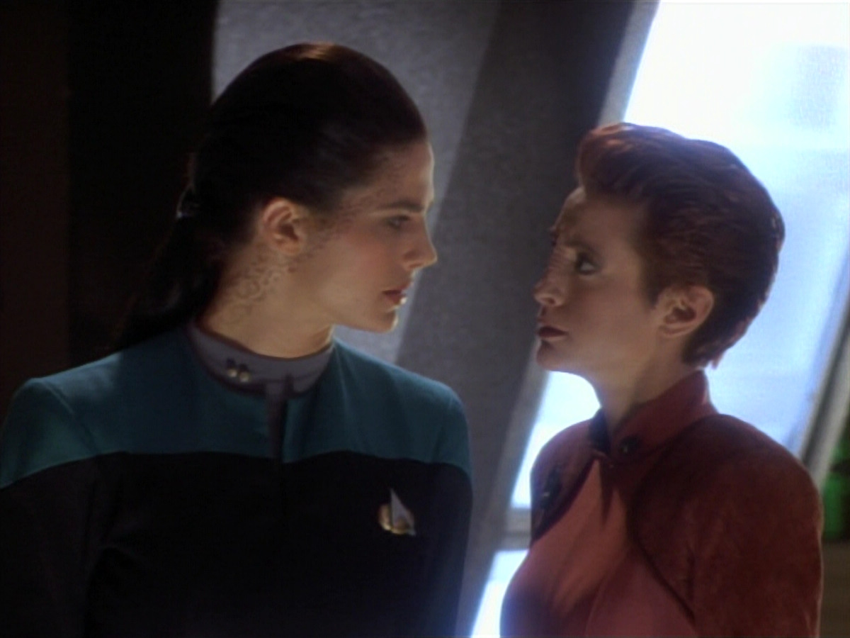 extant_StarTrekDS9_2x19-BloodOath_01586.jpg