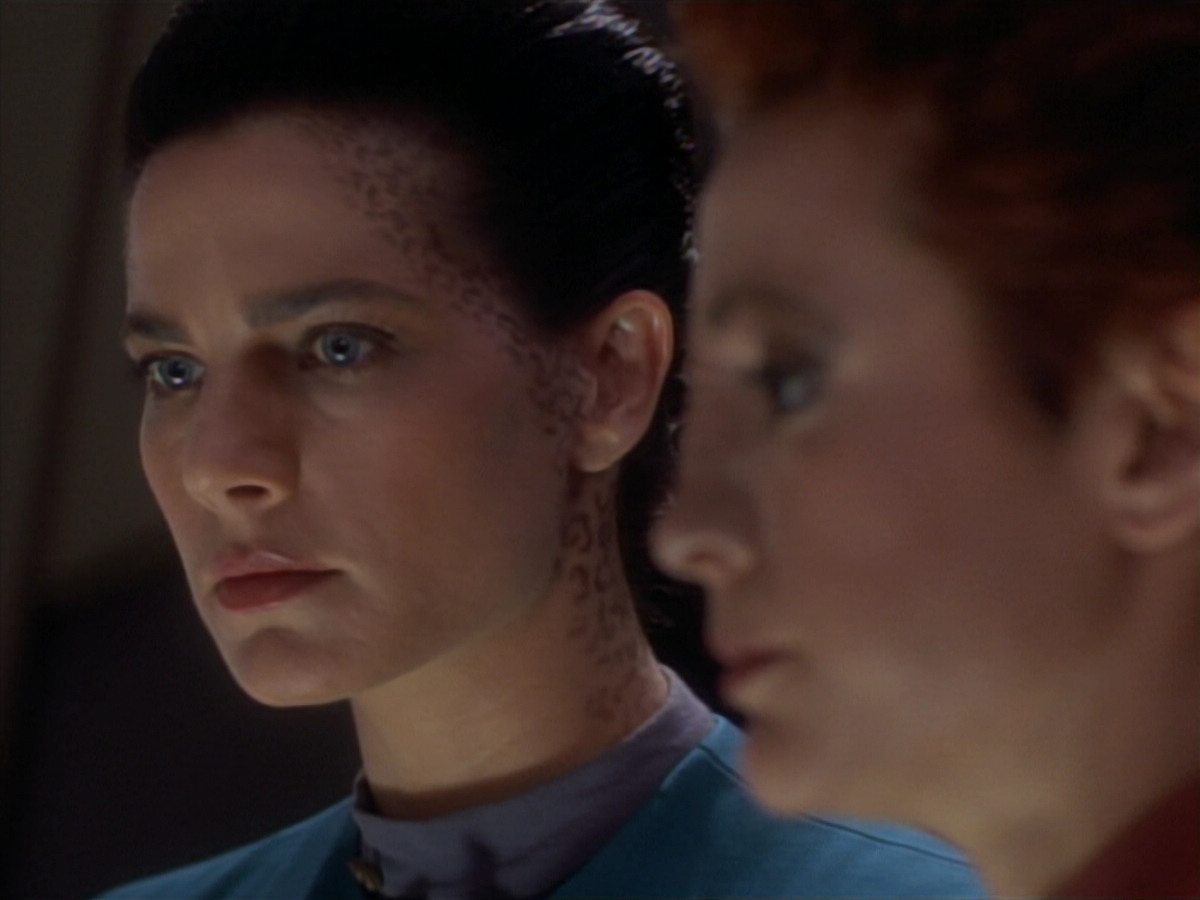 extant_StarTrekDS9_2x19-BloodOath_01614.jpg