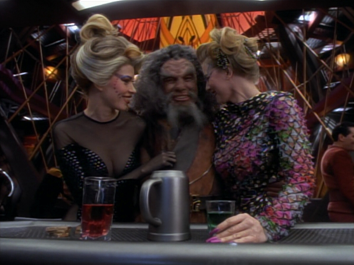 extant_StarTrekDS9_2x19-BloodOath_01632.jpg