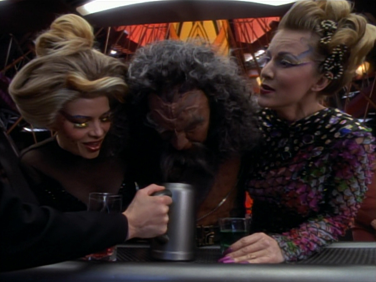 extant_StarTrekDS9_2x19-BloodOath_01638.jpg