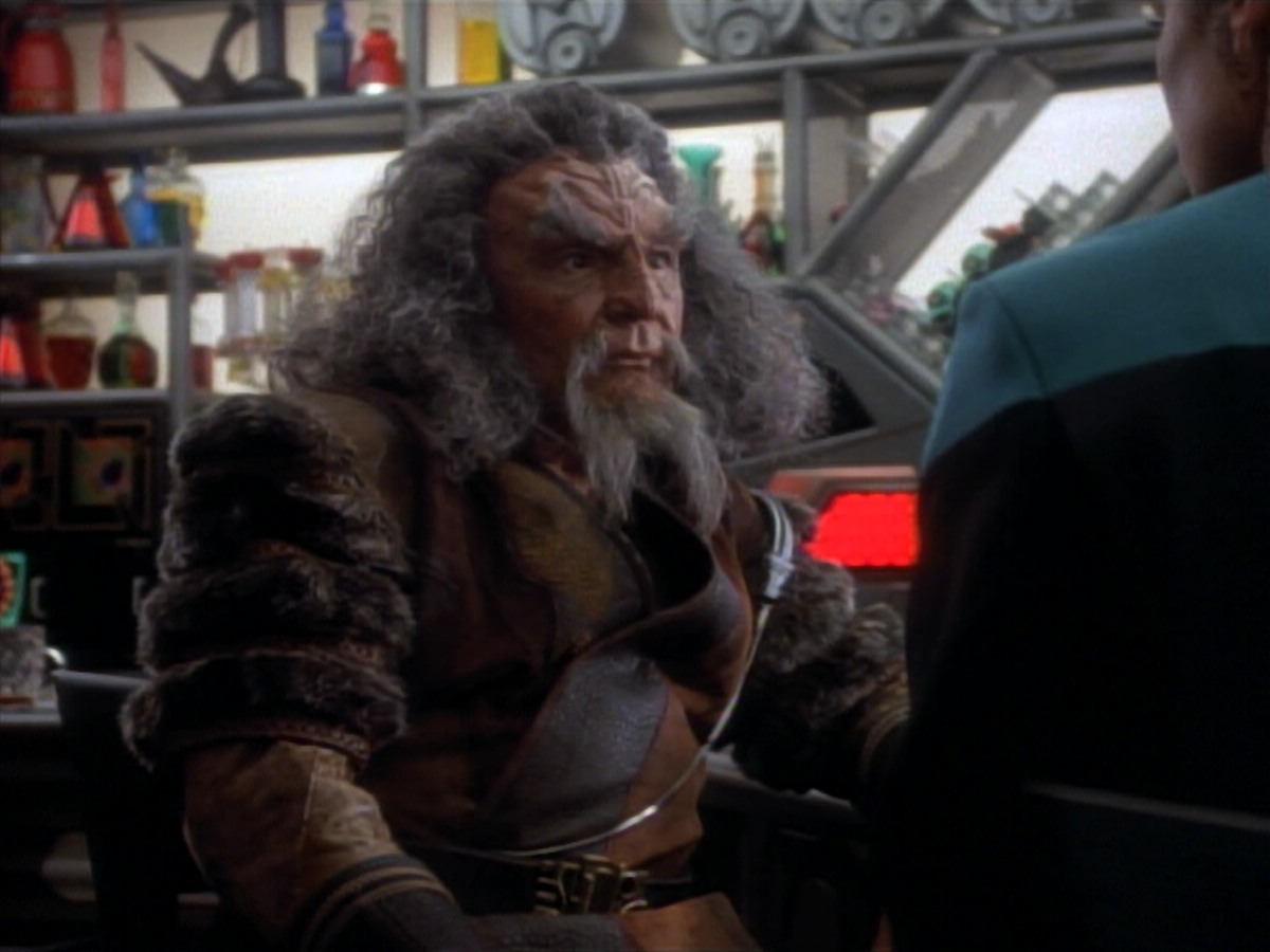 extant_StarTrekDS9_2x19-BloodOath_01757.jpg