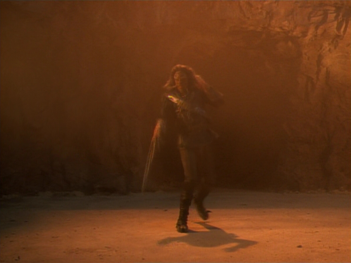 extant_StarTrekDS9_2x19-BloodOath_01876.jpg