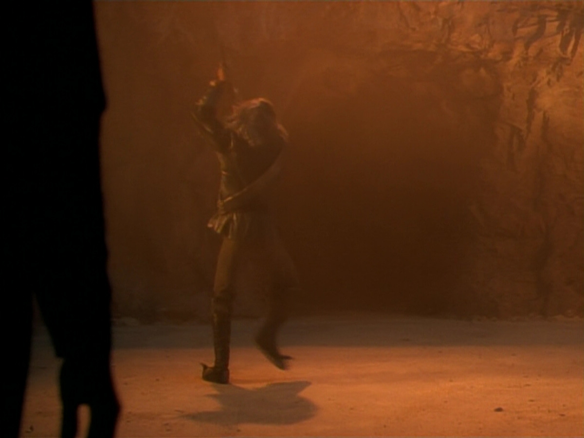 extant_StarTrekDS9_2x19-BloodOath_01884.jpg