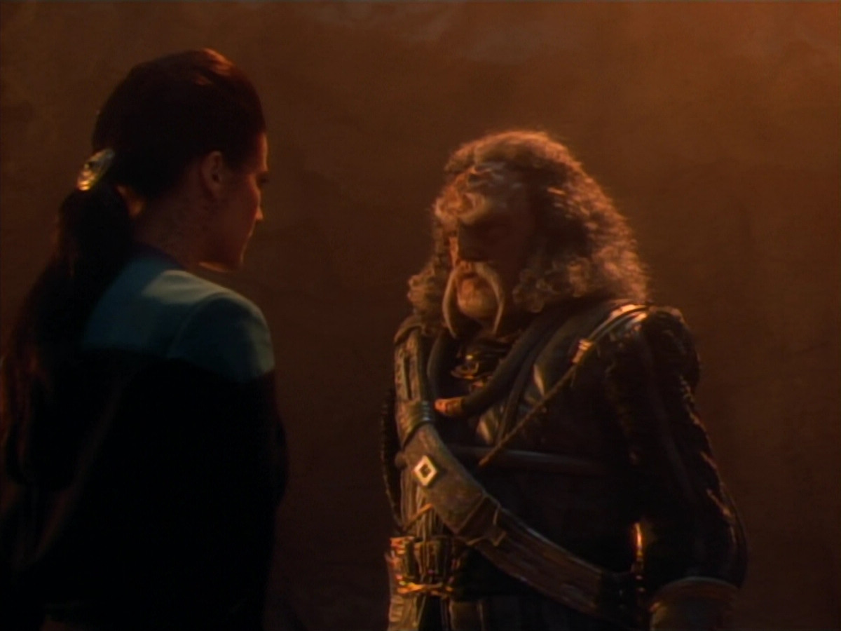 extant_StarTrekDS9_2x19-BloodOath_01904.jpg