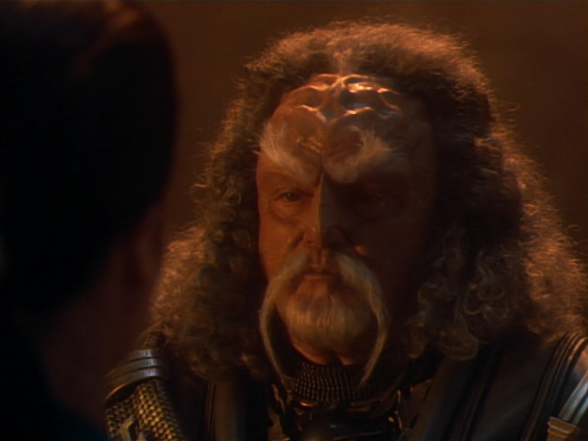 extant_StarTrekDS9_2x19-BloodOath_01933.jpg