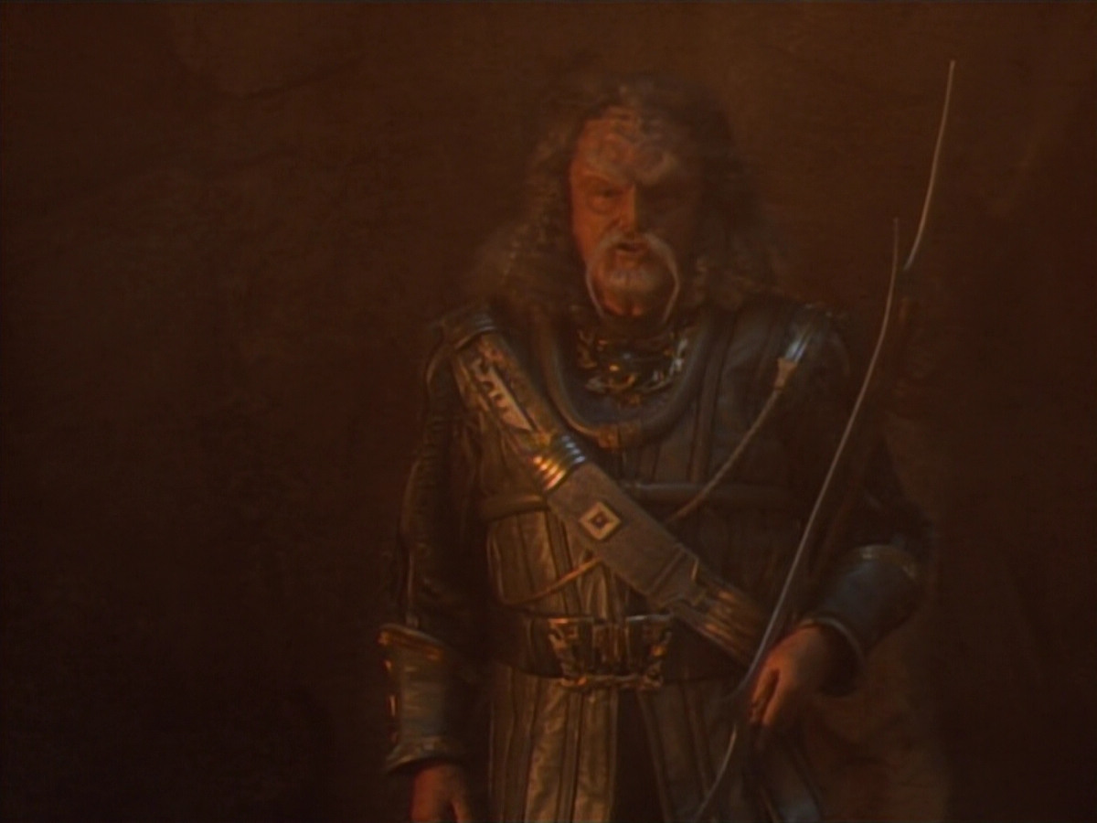 extant_StarTrekDS9_2x19-BloodOath_01979.jpg