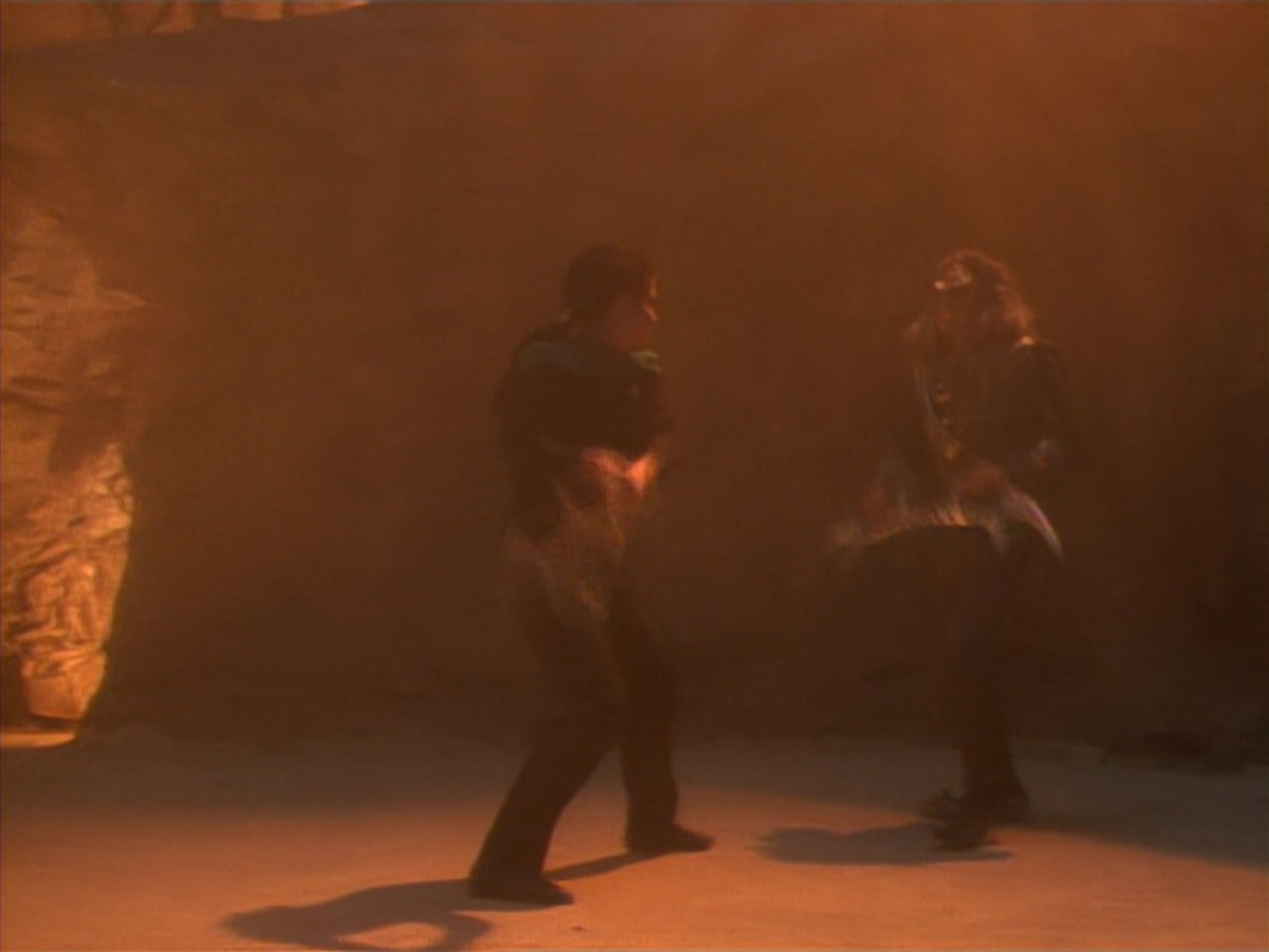 extant_StarTrekDS9_2x19-BloodOath_01999.jpg