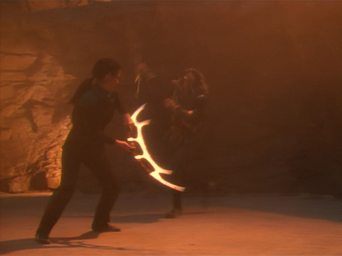 extant_StarTrekDS9_2x19-BloodOath_02002.jpg