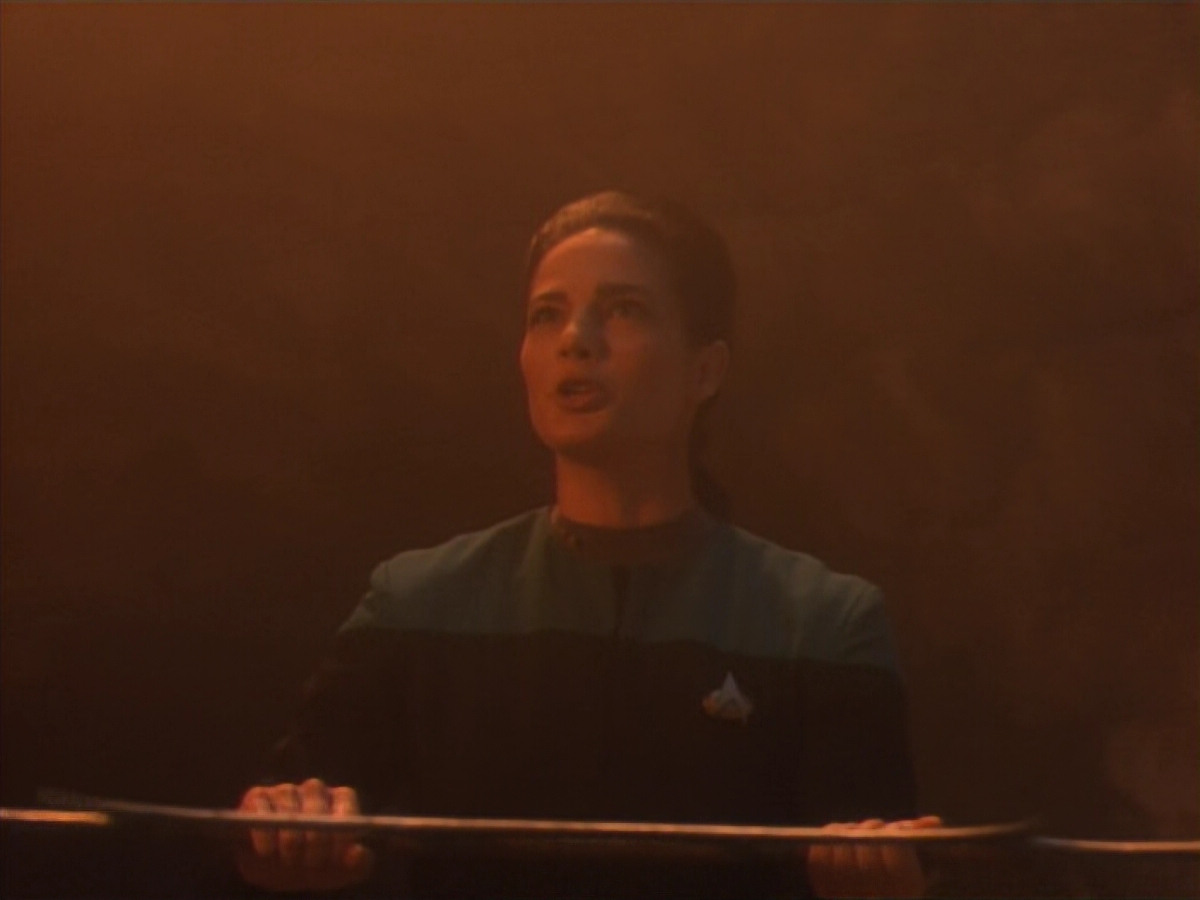 extant_StarTrekDS9_2x19-BloodOath_02012.jpg