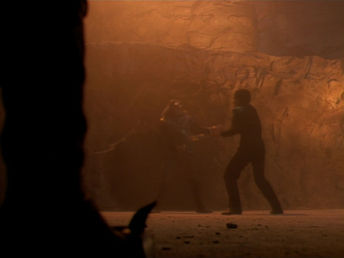 extant_StarTrekDS9_2x19-BloodOath_02025.jpg