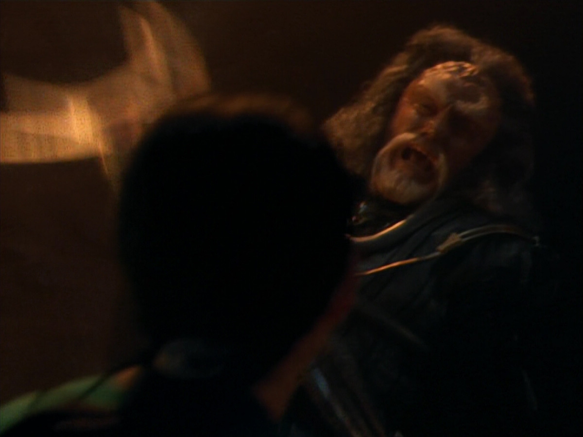 extant_StarTrekDS9_2x19-BloodOath_02027.jpg