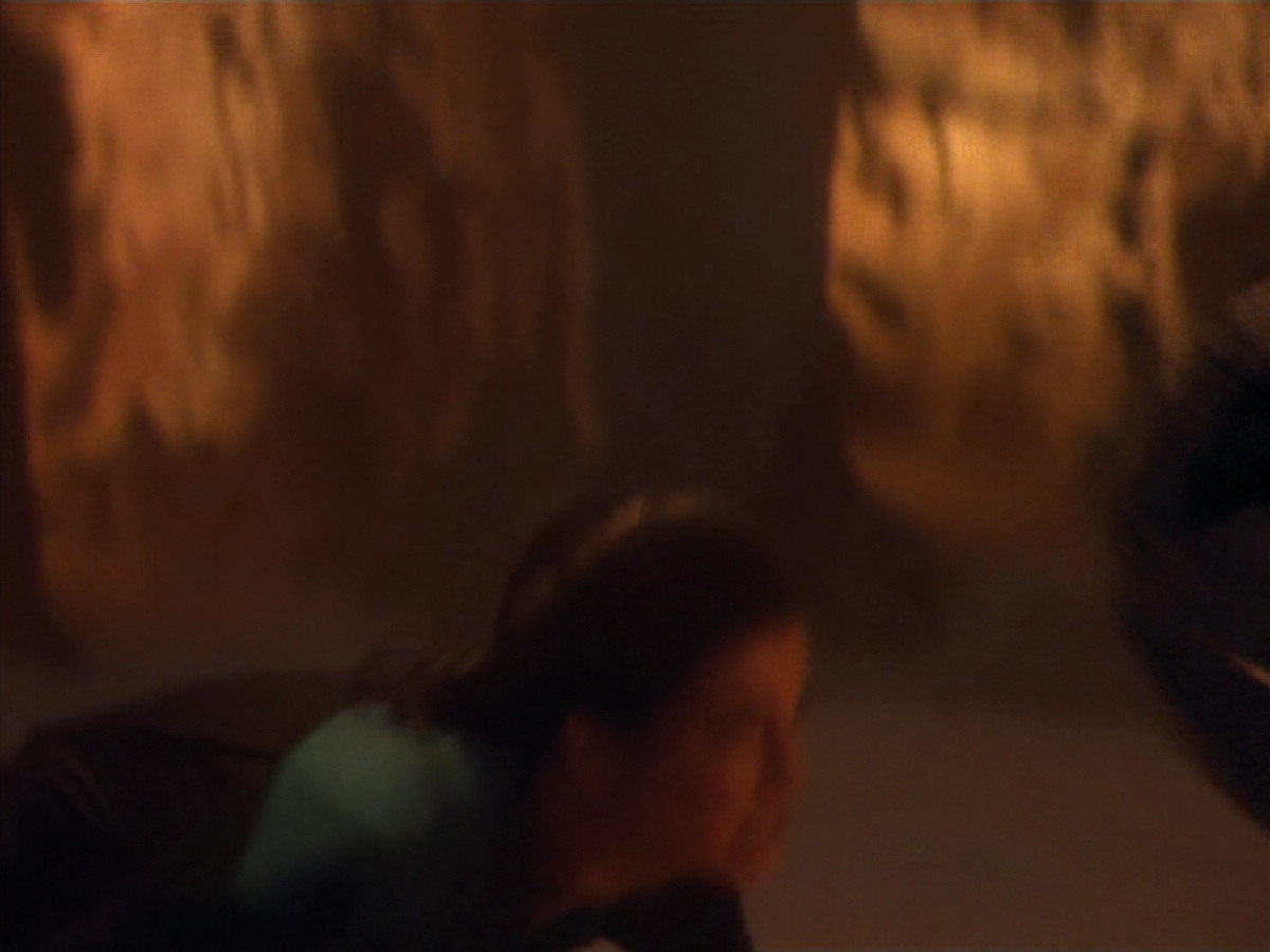 extant_StarTrekDS9_2x19-BloodOath_02031.jpg