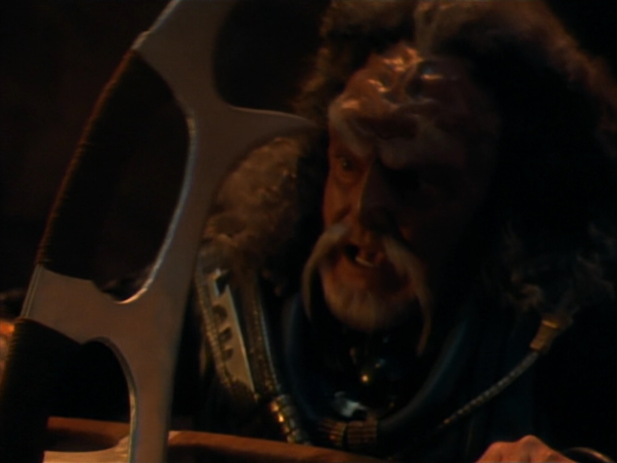 extant_StarTrekDS9_2x19-BloodOath_02048.jpg