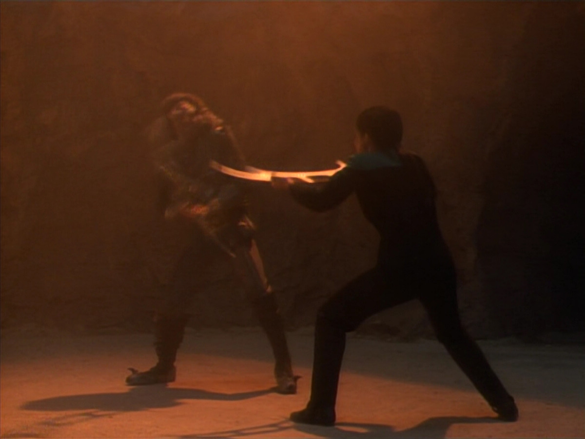 extant_StarTrekDS9_2x19-BloodOath_02060.jpg