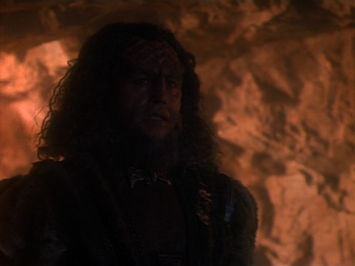 extant_StarTrekDS9_2x19-BloodOath_02111.jpg