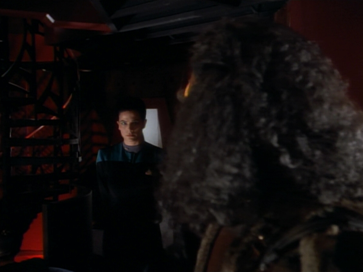 extant_StarTrekDS9_2x19-BloodOath_02170.jpg