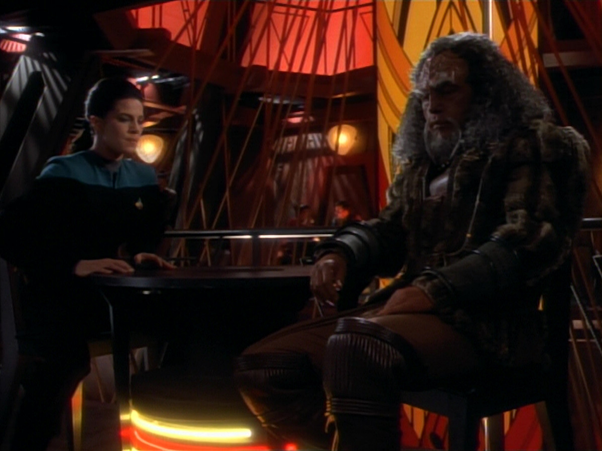 extant_StarTrekDS9_2x19-BloodOath_02186.jpg