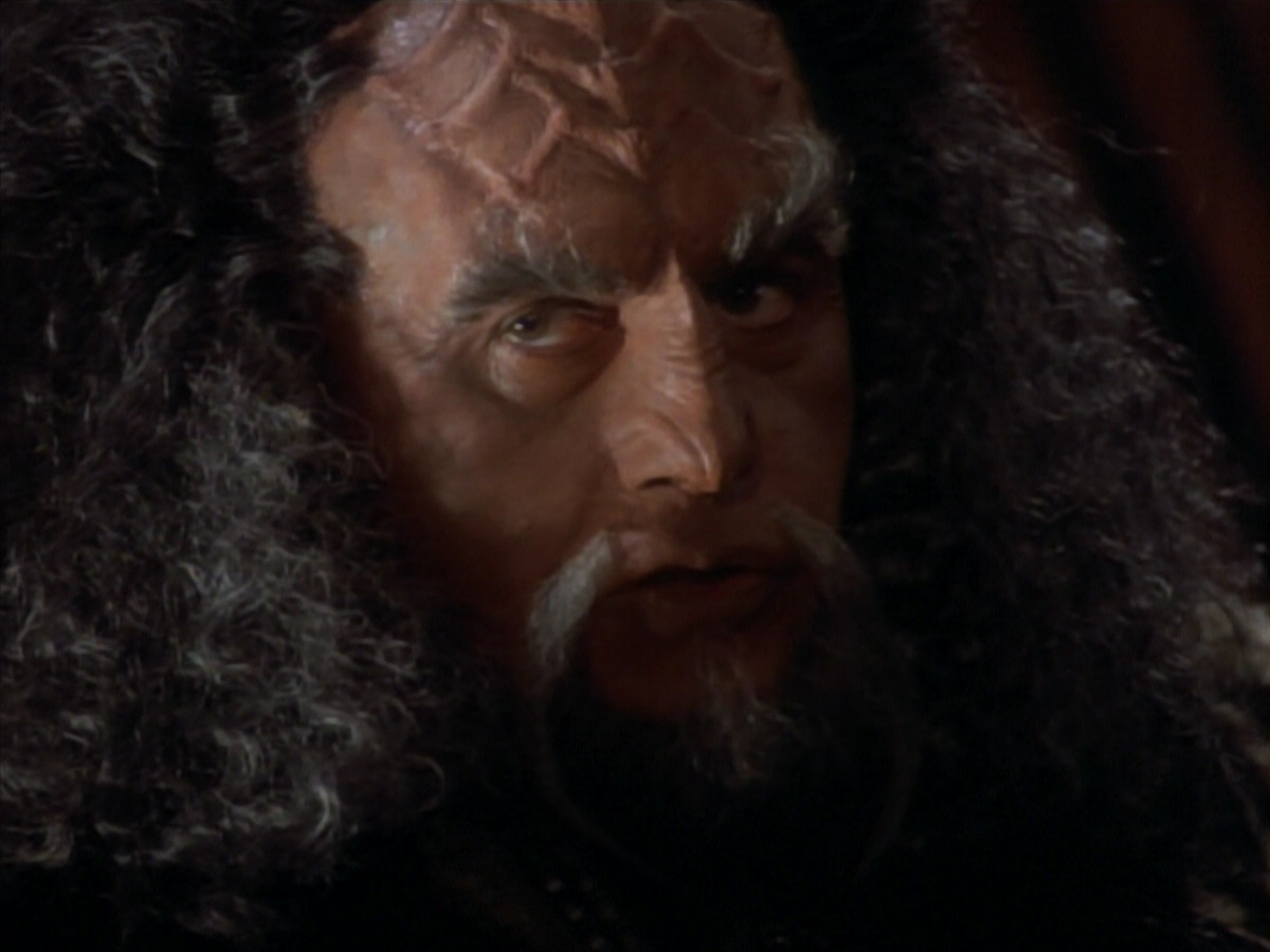 extant_StarTrekDS9_2x19-BloodOath_02205.jpg