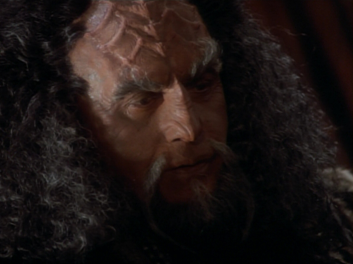 extant_StarTrekDS9_2x19-BloodOath_02240.jpg
