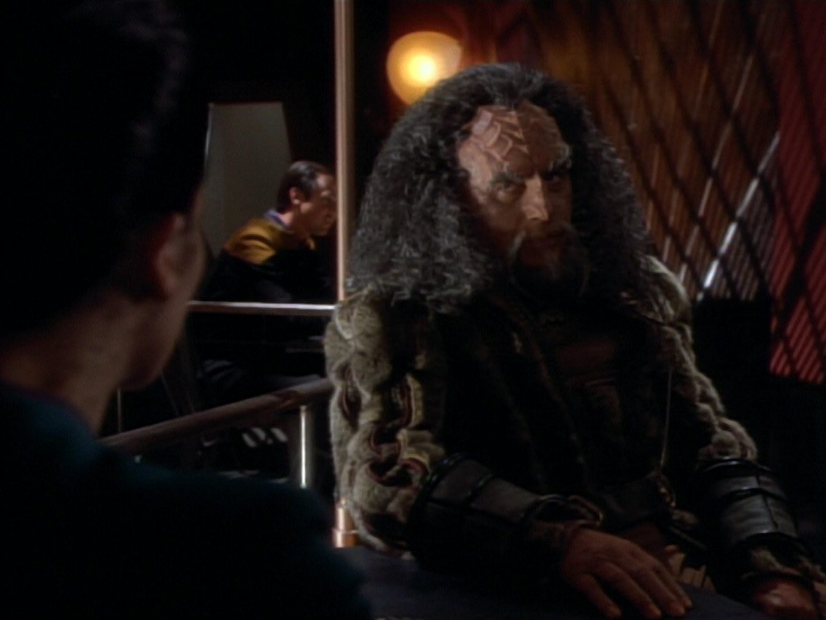 extant_StarTrekDS9_2x19-BloodOath_02267.jpg